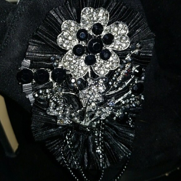 ZIGI New York Embellished Rhinestone Peep Toe Platform Heels - Picture 2 of 4